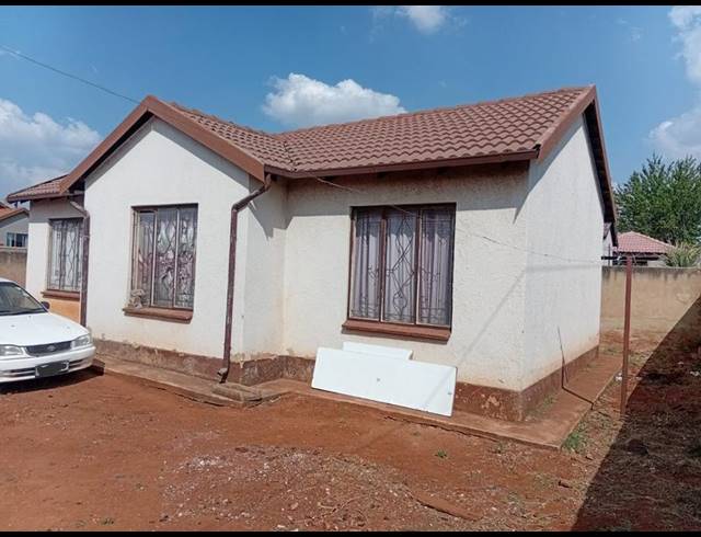 3 BEDROOM HOUSE FOR SALE IN DAWN PARK EXT